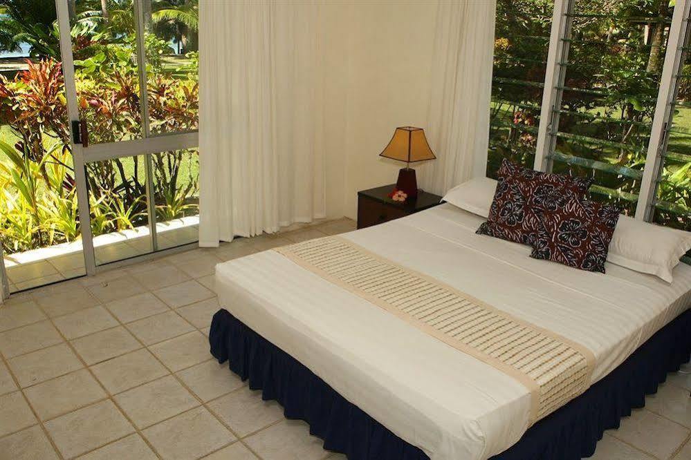 Naigani Island Resort Room photo